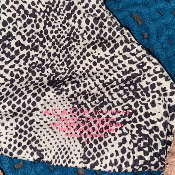 Acacia swimwear jaws top - Picture 3 of 3